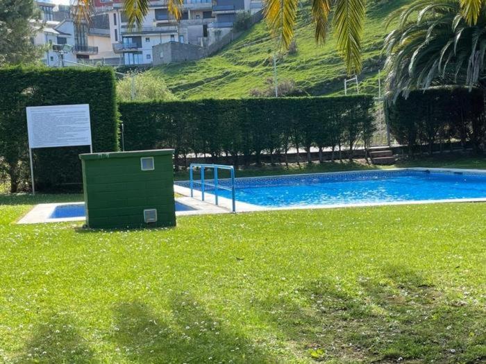 Piscina Comunitaria Y Parking En Mogro Apartment Exterior foto